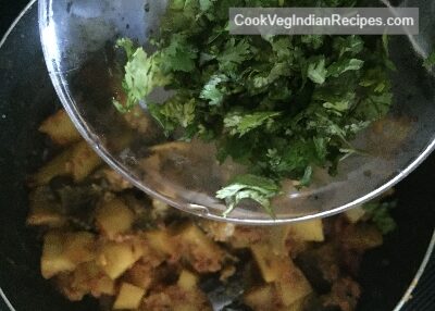 Aloo Baingan Sabzi_Step10