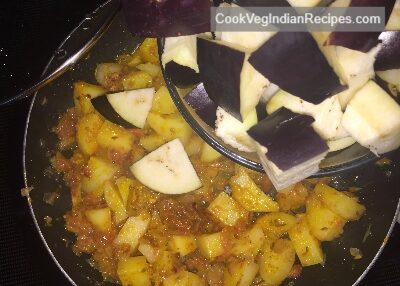 Aloo Baingan Sabzi_Step8