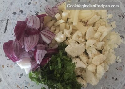 Mix Veg Pakora_Step1