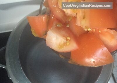 Veg tomato soup_step1